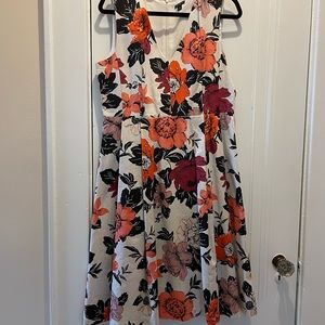 Ann Taylor size 12 sleeveless flower dress